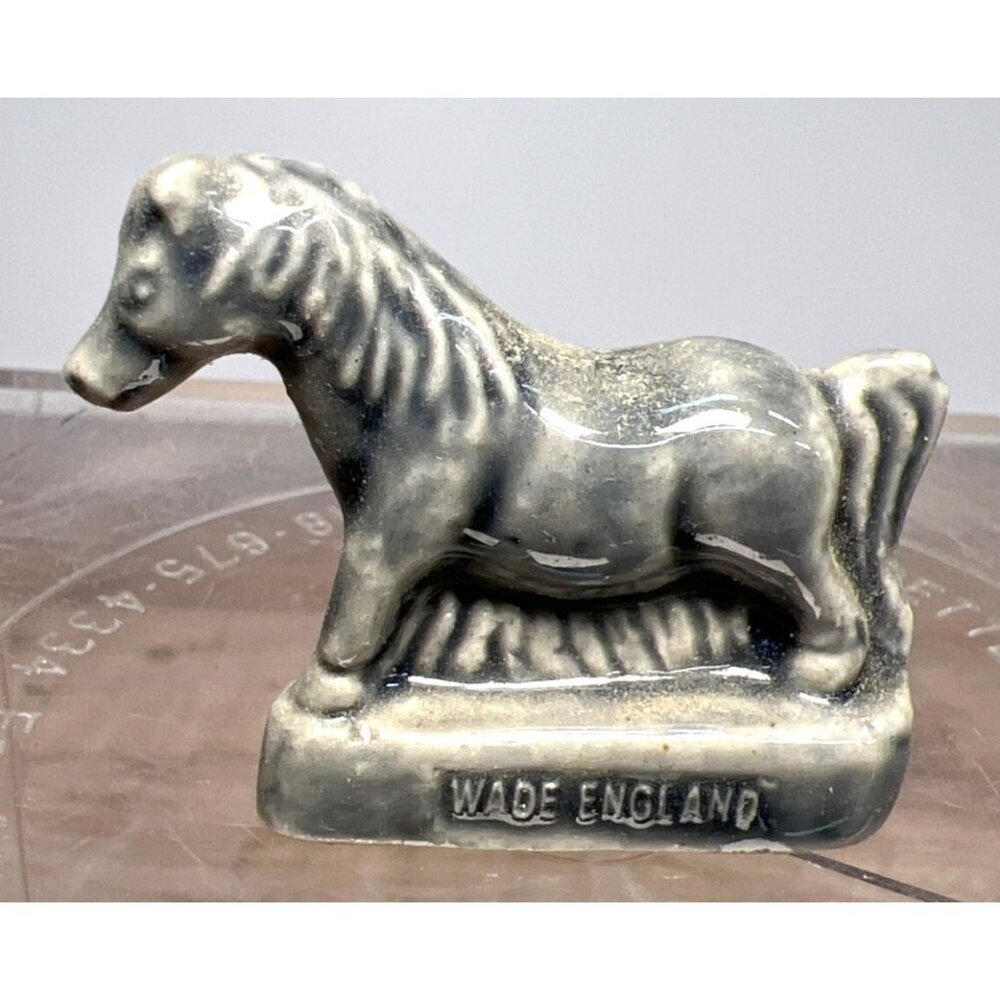 VTG Wade England Red Rose Tea Gray Horse Figurine Ceramic Collectible Miniature
